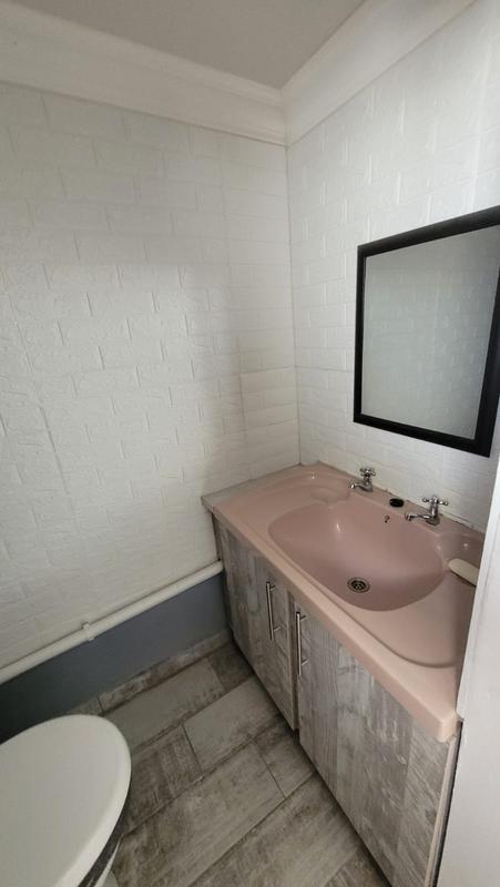 7 Bedroom Property for Sale in Albertinia Western Cape